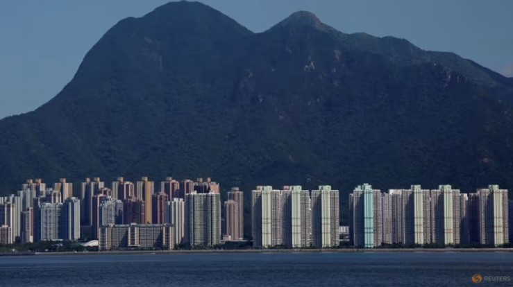 Hong Kong will not sell residential, commercial land amid slow demand